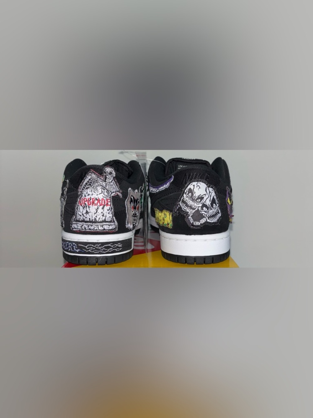 Nike Dunk SB Low Pro QS Neckface Mens Size 7 Brand New With Box - Picture 3 of 5